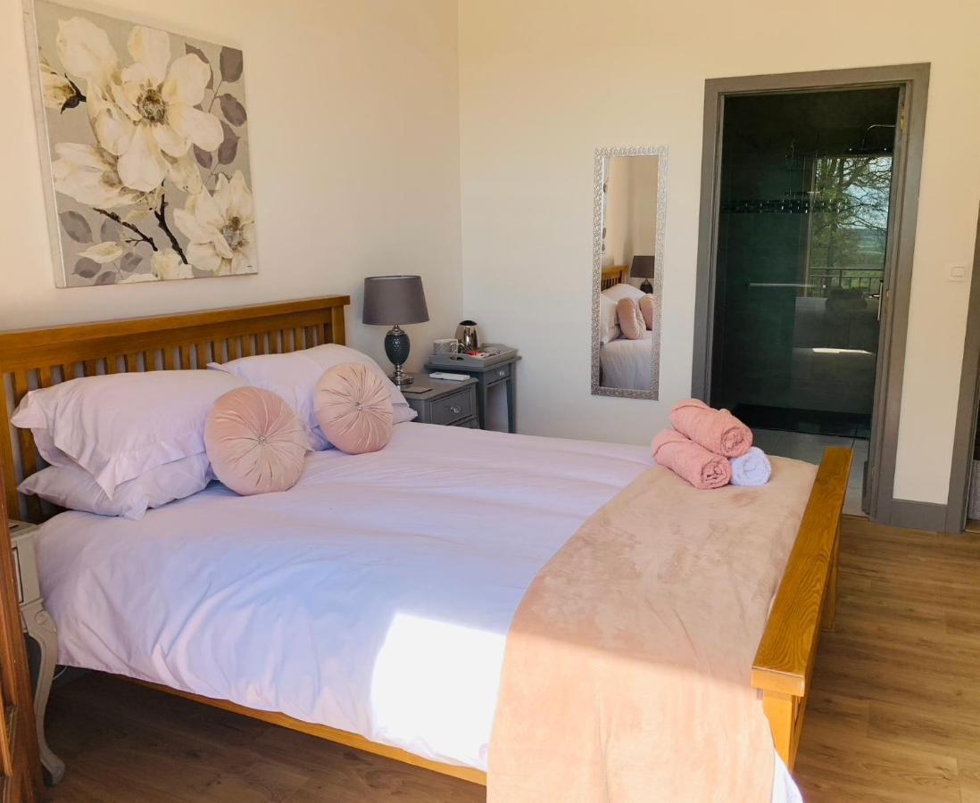 Les Grands Bois Bed and Breakfast Pomport Eksteriør billede